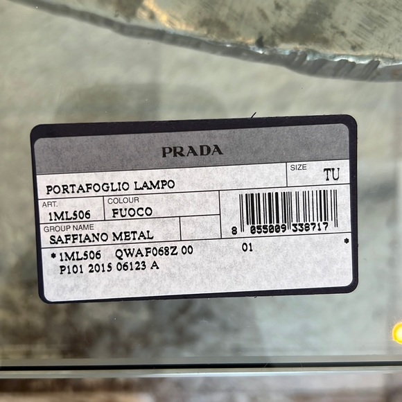 Prada wallet - Picture 2 of 6